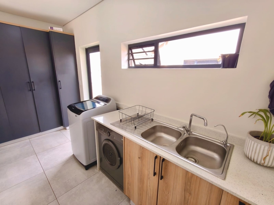3 Bedroom Property for Sale in Baillie Park North West